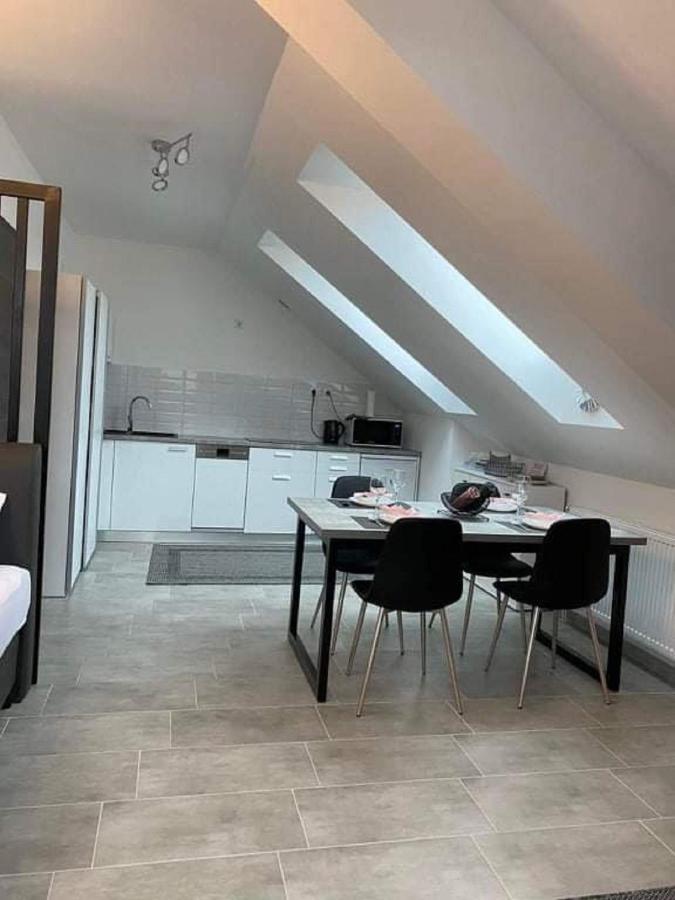 Greta Lux Apartman Apartment Hajduszoboszlo Ngoại thất bức ảnh